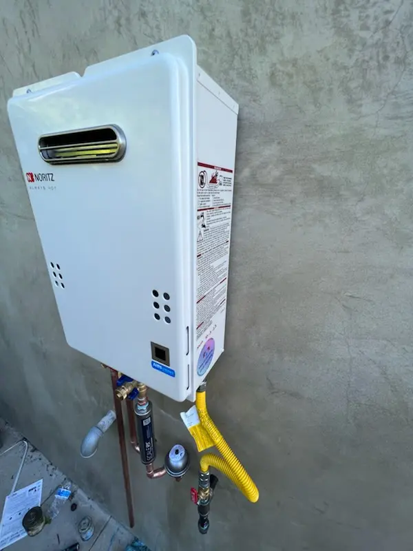 Tankless water heater installation for Lake Elsinore homes